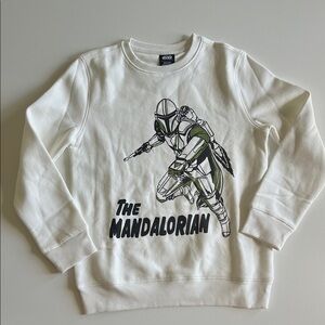 NWOT The Mandalorian White Sweatshirt - size large kids